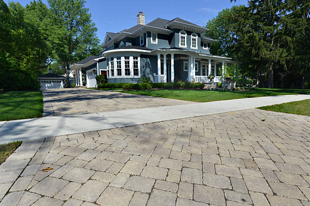 Best Local Driveway Pavers  in Strawberry Point, IA